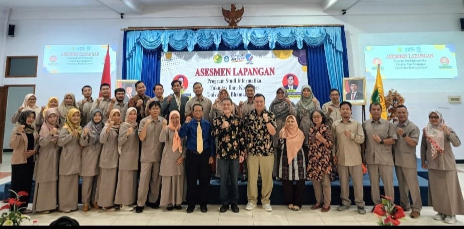 TIM ASESOR LAM-INFOKOM Lakukan Assesment Lapangan Program Studi S-1 Informatika Universitas Bhamada Slawi